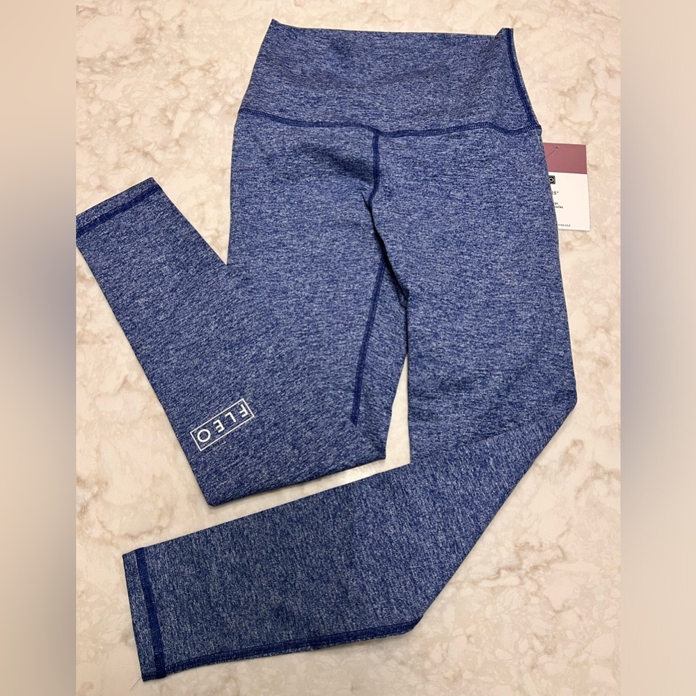 FLEO 25” inseam El Toro leggings,  heathered cobalt blue, medium, NWT